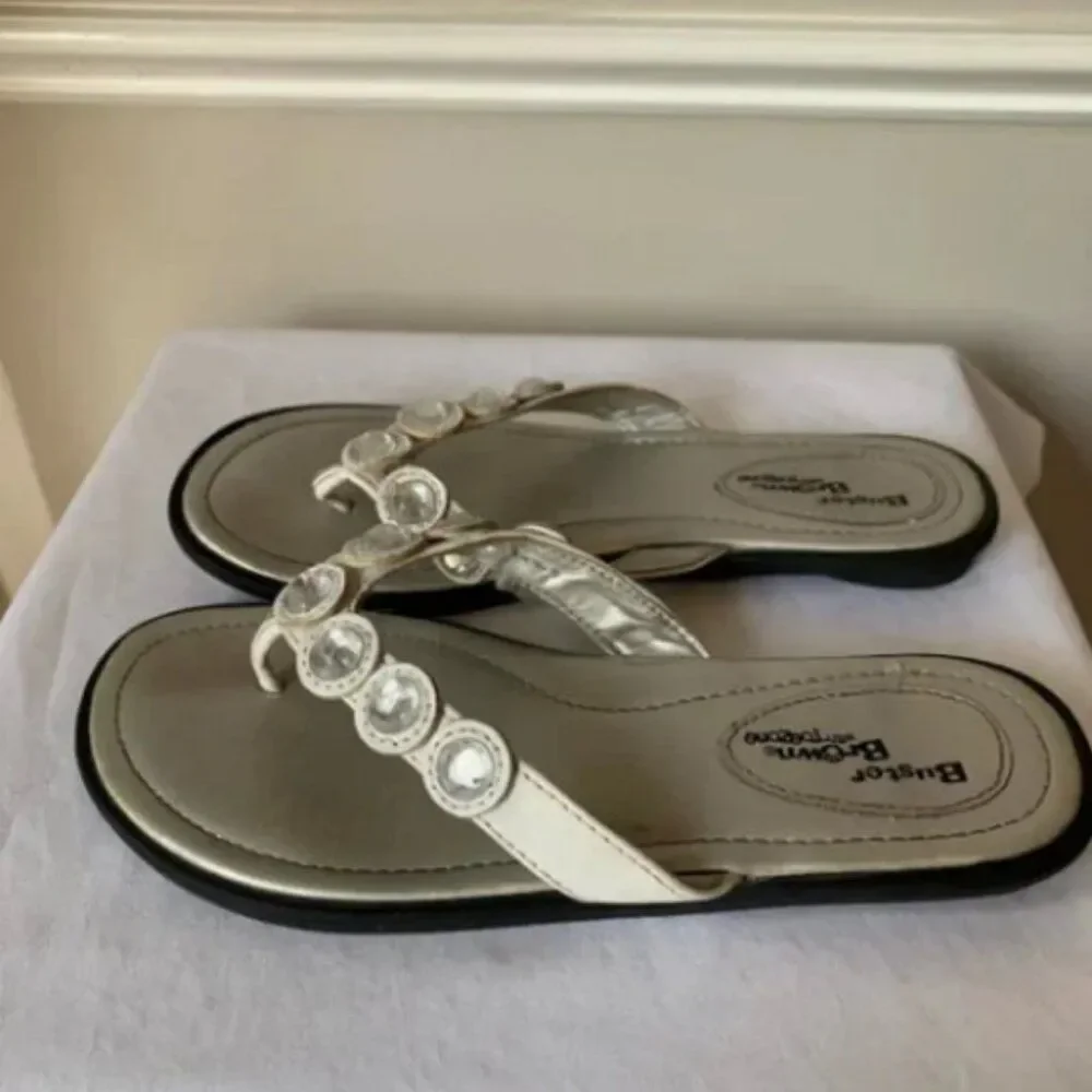 Buster Brown Girl's Sandals White Size 4